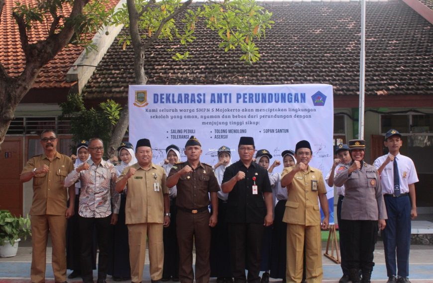 Tolak Bullying, Siswa dan Guru&hellip;